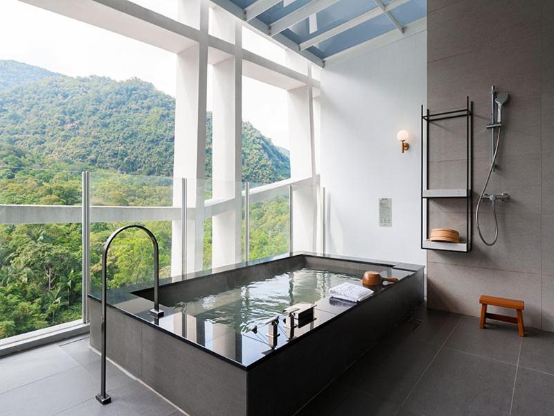 Orient Luxury Hotel-Jiaoxi Exterior photo